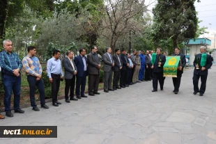 به مناسبت فرا رسیدن دهه کرامت؛
حضور خادمان آستان قدس رضوی(ع) در دانشکده فنی و حرفه ای انقلاب اسلامی تهران 3