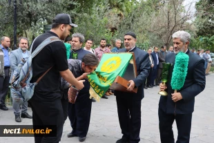 به مناسبت فرا رسیدن دهه کرامت؛
حضور خادمان آستان قدس رضوی(ع) در دانشکده فنی و حرفه ای انقلاب اسلامی تهران 5