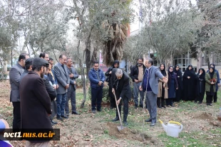 با حضور رئیس دانشگاه ملی مهارت استان تهران صورت گرفت:

برگزاری آیین درختکاری در دانشکده فنی انقلاب اسلامی 4